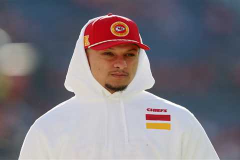 Chiefs vs. Texans prediction: NFL divisional round odds, bets, picks