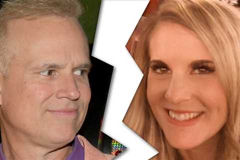 'The Price Is Right' Announcer George Gray Files for Divorce