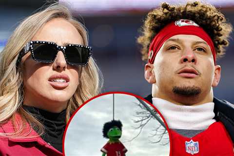 Brittany Mahomes Slams 'Disgusting' Bills Fans Over Patrick Puppet