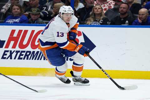 Islanders refuse to lose ‘unwavering belief’ in playoff push even as injuries mount