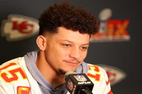 Super Bowl 2025 miscellaneous prop bets: National anthem, MVP for Chiefs vs. Eagles