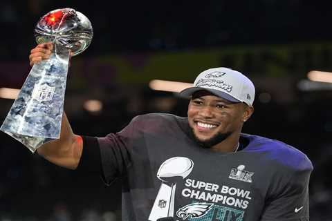 Saquon Barkley confused by Taylor Swift hate at Super Bowl 2025