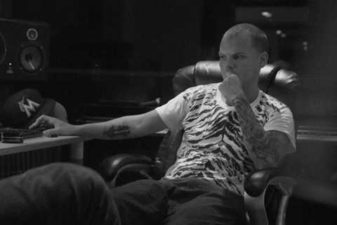 Avicii Discusses His Track ‘Forever Yours’ In Newly Released Footage: ‘It’s So Damn Epic’