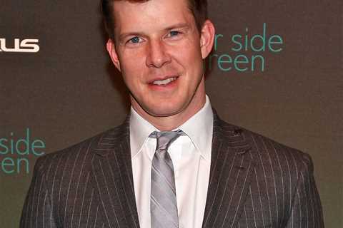 Eric Mabius Arrested for Battery Following Bar Fight Incident