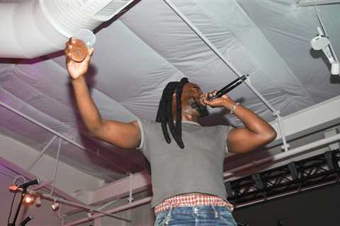 Shaboozey’s ‘A Bar Song (Tipsy)’ Is Now the Longest Hot Country Songs No. 1 by a Single Artist