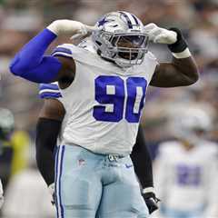 Seahawks signing DeMarcus Lawrence to $42 million deal in NFL free agency bombshell