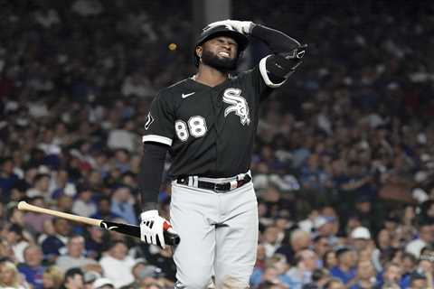White Sox head into 2025 with historically putrid over/under total