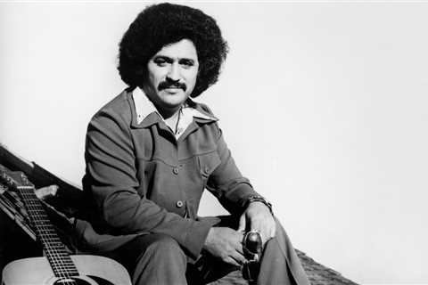 From Freddy Fender to Chappell Roan: Inside the Enduring Appeal of Country-Pop Crossovers