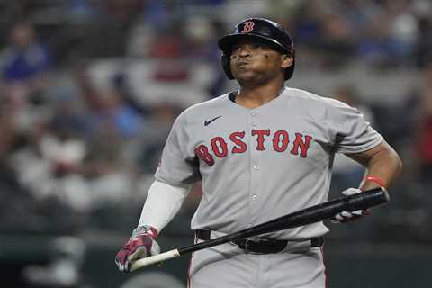 Jonathan Papelbon goes off on Rafael Devers’ weight with Red Sox slugger off to miserable start
