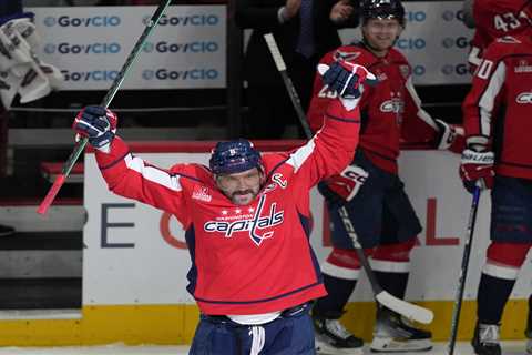 Capitals-Islanders ticket prices skyrocket with Alex Ovechkin one goal away from breaking Wayne..