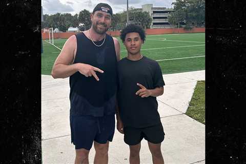 Travis Kelce Trains With High Schoolers, Sweats It Out In Georgia