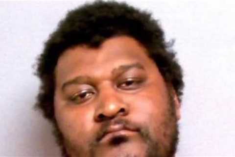 Ex-NFLer Justin Blackmon Couldn't Fit In Cop Car, Arresting Officer Says