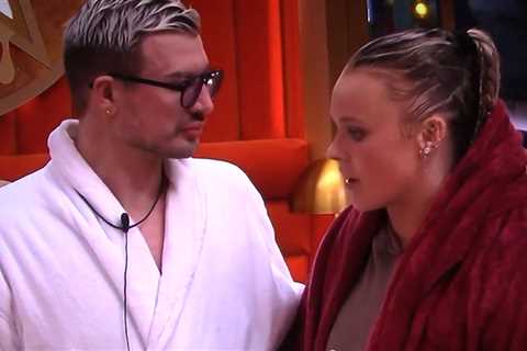 JoJo Siwa Says She's Not Lesbian, Comes Out as Queer on 'Big Brother'