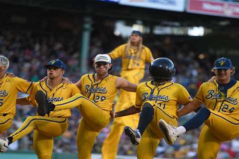 ESPN is broadcasting Savannah Bananas game at Clemson—Watch it for free