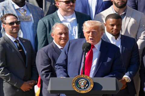 Trump wants NFL to keep the tush-push — but hates the new kick-off rule