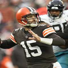 Joe Flacco in ‘pole position’ to land starting Browns QB job in crowded competition