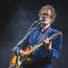 Pulp Scores First Airplay Chart Appearance in the U.S.