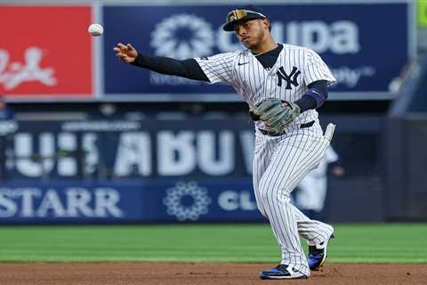 Yankees to play Jorbit Vivas ‘a lot’ with Jazz Chisholm Jr. on injured list