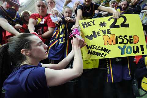 Iowa fans go wild for Caitlin Clark during Fever star’s return for WNBA preseason game