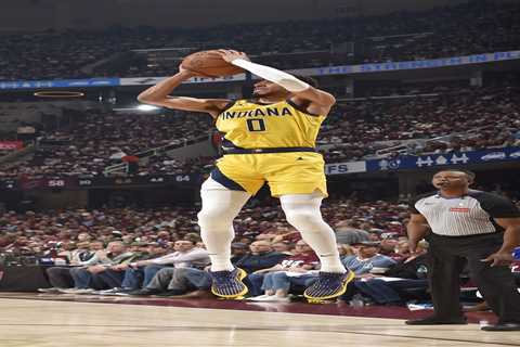 Tyrese Haliburton, Pacers stun Cavaliers with late run to steal Game 1 win