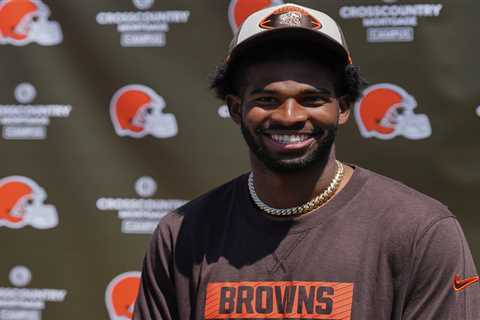 Shedeur Sanders compares himself to Tom Brady after stunning NFL draft fall to fifth round