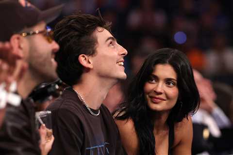 Timothee Chalamet, Kylie and Kendall Jenner Lead Celebrity Row at Knicks Game