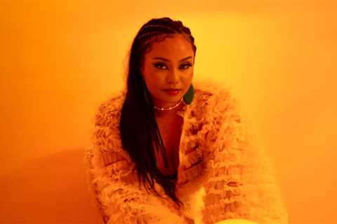 MOLIY & Silent Addy’s ‘Shake It to the Max’ Hits No. 1 on the U.S. Afrobeats Songs Chart