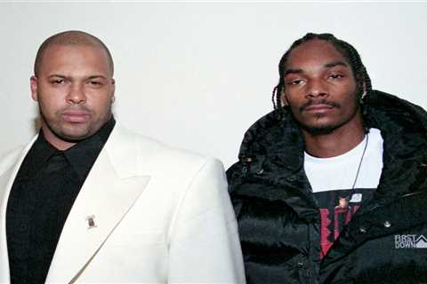 Snoop Dogg Snipes at Suge Knight on New Album ‘Iz It a Crime?’: ‘I Bought Everything You Own’