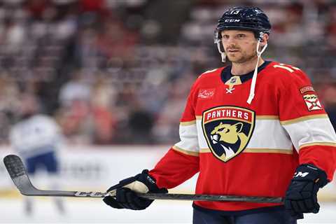 Bet365 bonus code NYPBET: Panthers vs. Hurricanes Game 1 odds, prediction