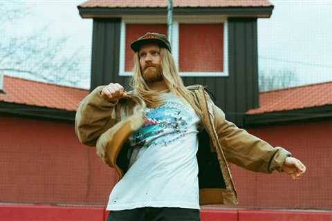 Sam Ryder on His Label Shake-Up, Moving to Nashville & Making it in His 30s: ‘I Have the Thickest..
