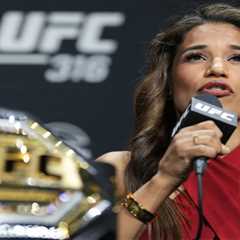 UFC champ Julianna Pena visits Giants: ‘Incredible experience’