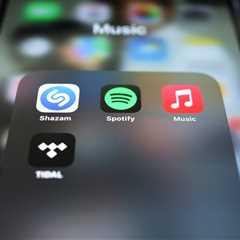 Internet Song Lyrics Legal Battle: Musixmatch Rips ‘Meritless’ LyricFind Lawsuit Over Warner Deal