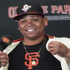 Rafael Devers will play first base for Giants after Red Sox refusal