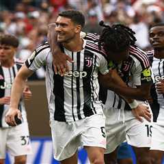 Juventus cruises past Wydad in Club World Cup after flares cause delay