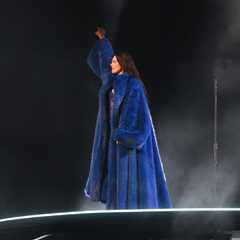 Dua Lipa Covers ‘Nothing Compares 2 U’ in Honor of Sinead O’Connor in Dublin