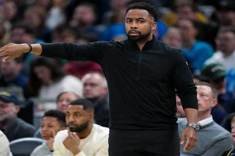 Ex-Knicks associate coach Johnnie Bryant a finalist for Suns job
