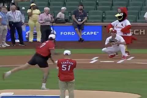 Former NFLer Taylor Lewan’s first pitch at Cardinals game was an utter disaster: ‘Worst day’