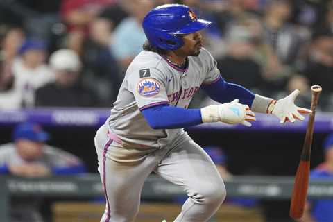 Mets’ Francisco Lindor steals two bases with broken toe: ‘No one expected me to go’
