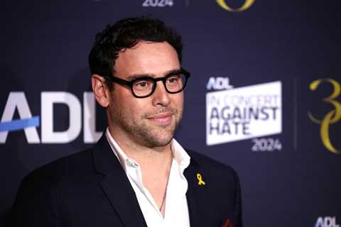 Blake Lively Subpoenas Scooter Braun in Legal Fight With Justin Baldoni