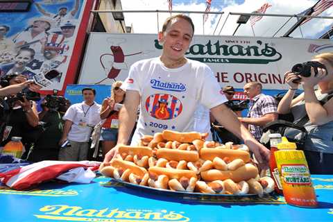 Joey Chestnut strikes deal to return Nathan’s July 4th Hot Dog Eating Contest after being barred