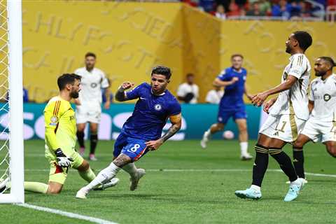 Chelsea dominates LAFC in physical Club World Cup-opening win