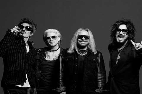 Dolly Parton Joins Mötley Crüe for Reimagined ‘Home Sweet Home’ on Band’s ‘From the Beginning’..