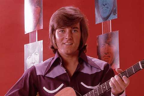 Bobby Sherman, Top Teen Idol of Late 1960s and Early ’70s, Dead at 81 After Cancer Battle