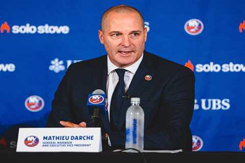 Mathieu Darche leaves door open to Islanders dream 2025 NHL Draft scenario