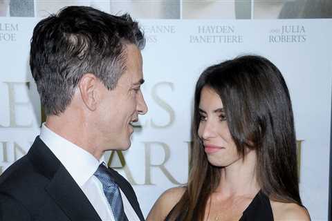 This Famous 2000s Rom-Com Star Is Headed For Divorce After 15 Years Of Marriage
