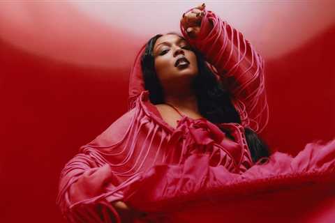 Lizzo Is in Her Rap Bag on ‘My Face Hurts From Smiling’ Mixtape: Stream It Now