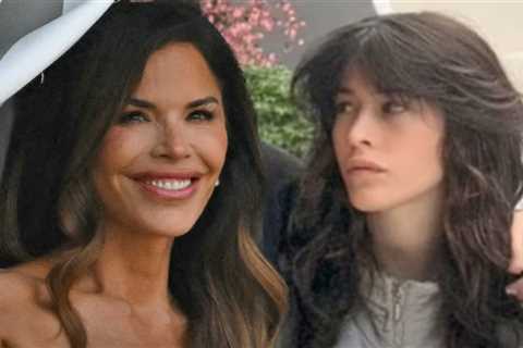 Lauren Sanchez's Daughter Served as Maid of Honor at Wedding to Jeff Bezos