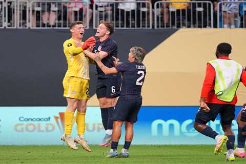 USMNT advances to Gold Cup semis after hanging on for tense win over Costa Rica in penalties