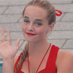 Wendy Peffercorn in 'The Sandlot' 'Memba Her?!