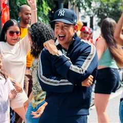 Daddy Yankee Splashes Into Summer With Joyous New Song ‘Sonríele’ & Its Music Video